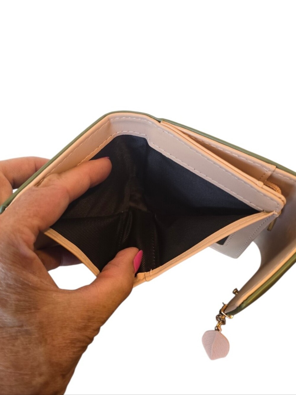 Roulens RFID Green Blush Pink Faux Leather Bifold Snap Wallet - Picture 7 of 12